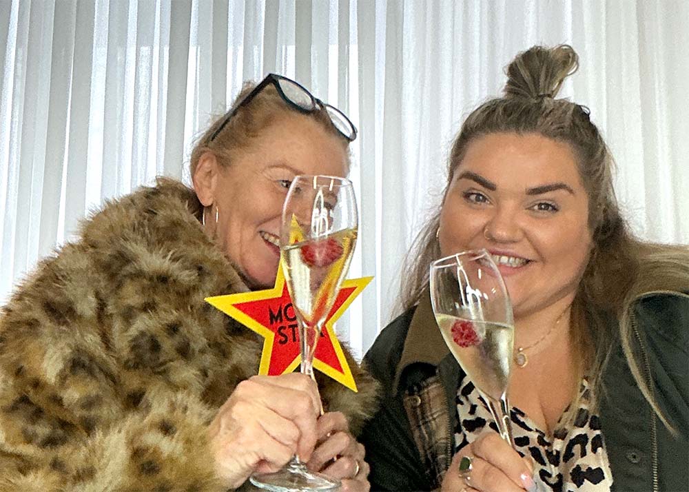 Infinity Selfie Pod Hire